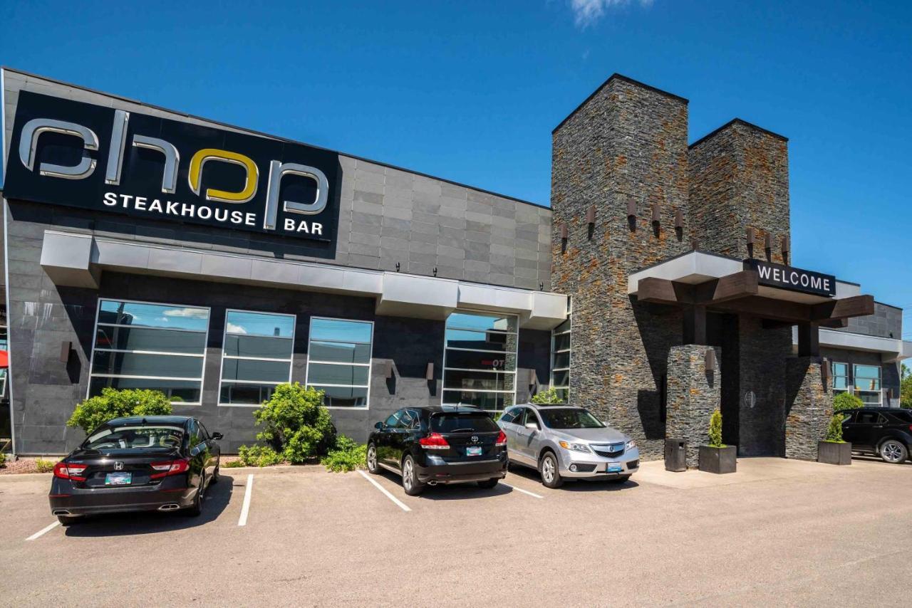 Sandman Hotel & Suites Winnipeg Airport Exterior photo